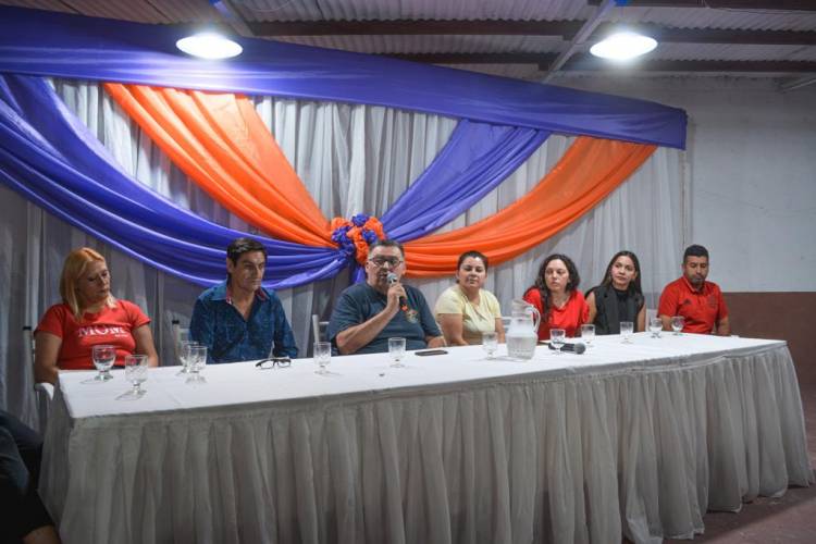 Chepes: Reunión de dirigentes del sector de Daniel Miranda y presentación de candidata a Intendenta Laura Carrizo.