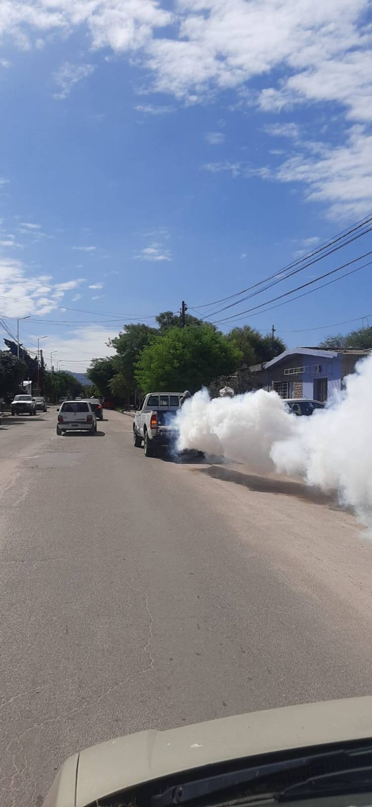 Campaña de Fumigación: Continúan las tareas de fumigación en barrios de Chepes.