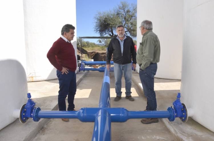 Ministro Scaglioni en Chepes “La planta potabilizadora La Camara - Pozo San Carlos aprovechara cada gota de agua en Chepes”.