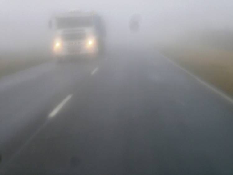 Se pide precaución en rutas por bancos de niebla y nubosidad baja.