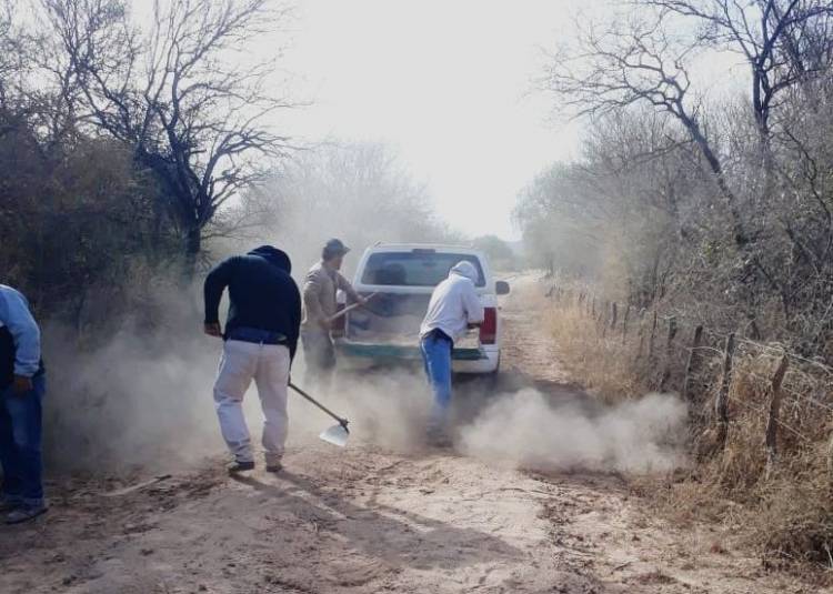 Distrito El Totoral: reparación y mantenimiento de caminos en zonas rurales