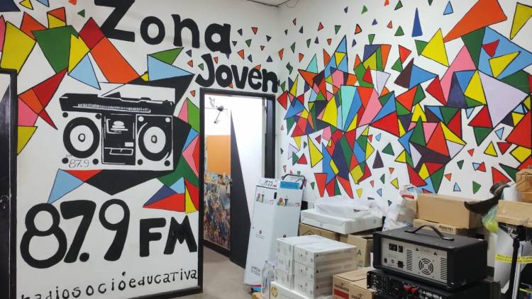 Programa Nacional de Medios Escolares: Nación hizo entrega de equipamiento para las Radios Escolares de la provincia