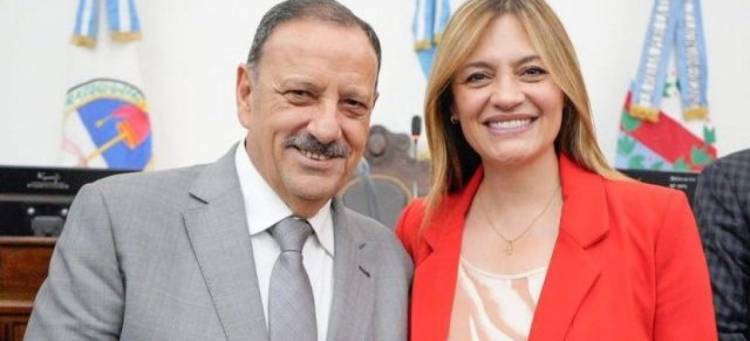 Este lunes, Quintela y Tere Madera asumen como Gobernador y Vice
