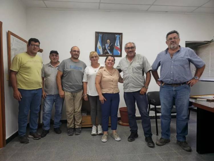Despacho de Intendencia: Ministro de Agua y Energía coordina con intendenta departamental nuevo plan a implementar en planta potabilizadora de Chepes