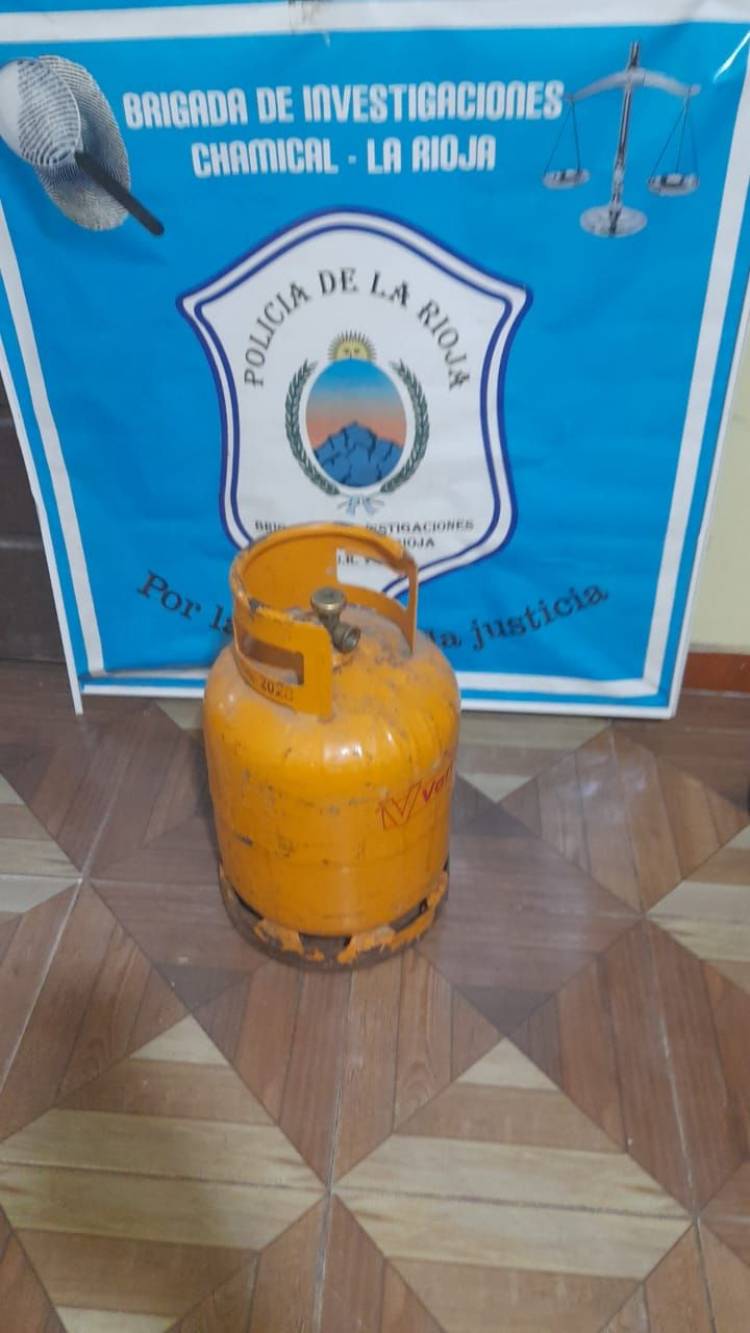 Chamical: Policía recupero una garrafa que había sido robada