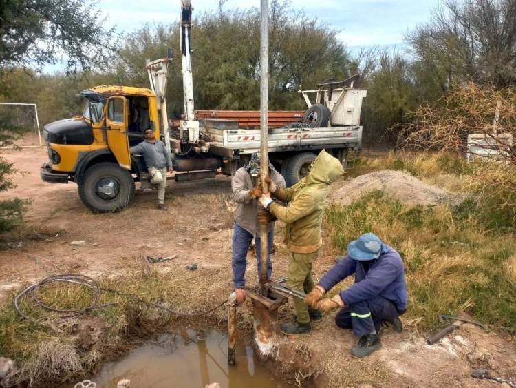 Suministro de Agua en el Interior: recambio de electrobombas en El Totoral y Las Toscas