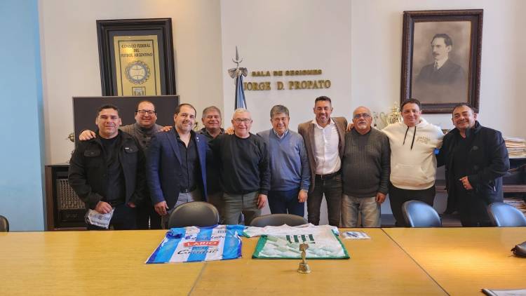 Dirigentes de la provincia de La Rioja fueron recibidos por autoridades del Consejo Federal del Futbol Argentino en Buenos Aires