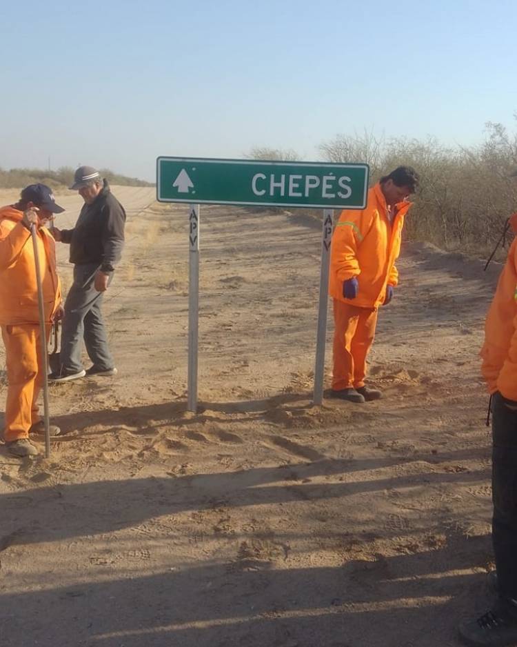 Chepes: Vialidad Provincial colocó carteles en la Ruta Provincial 29