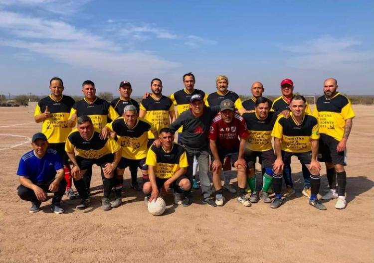 Chepes: Kolping campeón del torneo veteranos unidos chepes