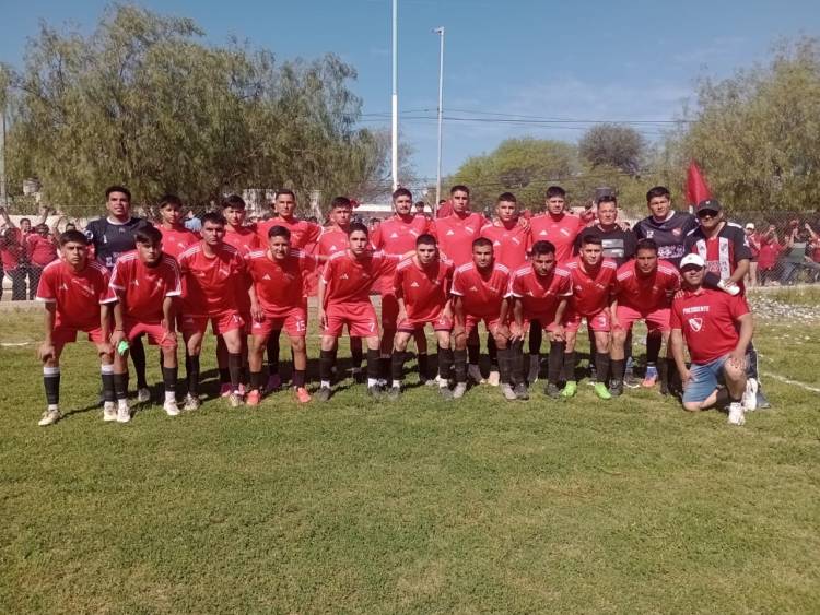 Liga de Fútbol del Sur Riojano: Desiderio Tello se quedó con el primer chico