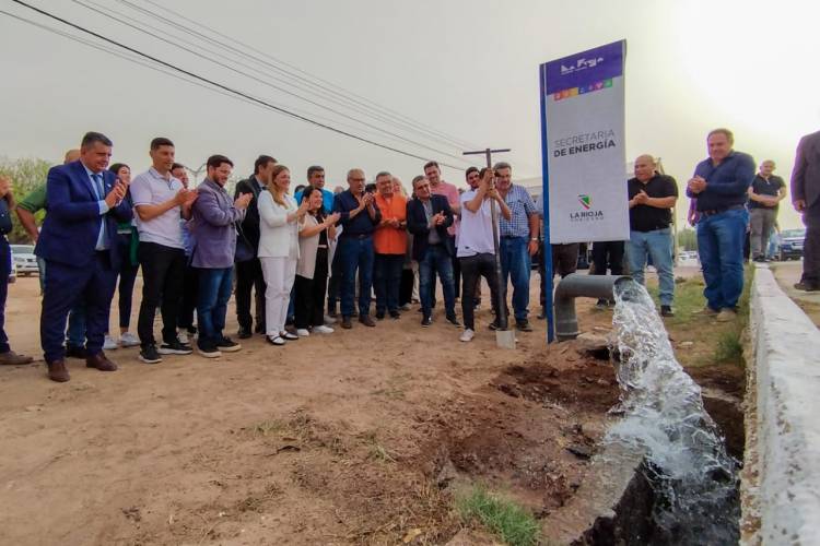 Anillado Sur: Inauguración de la "red de re distribución de agua potable" en Chepes