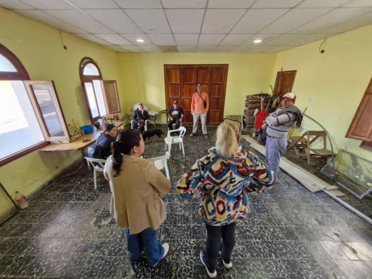 Reunión de Trabajo: trazan plan de tareas de mantenimiento y mejoras del cementerio local