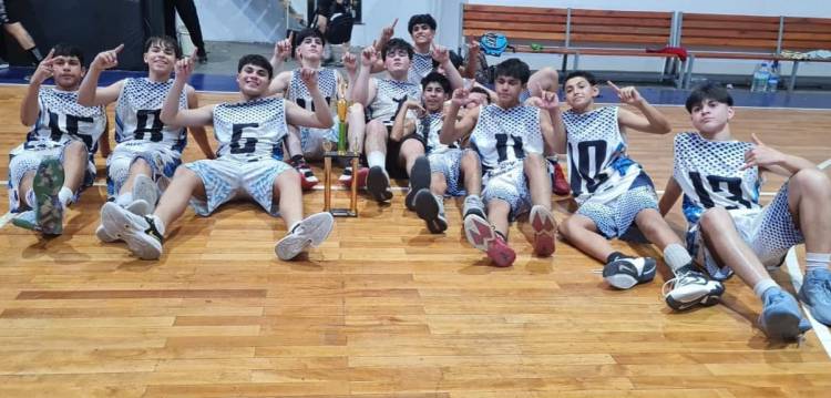 Chepes en lo mas alto del Basquet Provincial: Equipo U-15 masculino se consagro campeon en Chamical