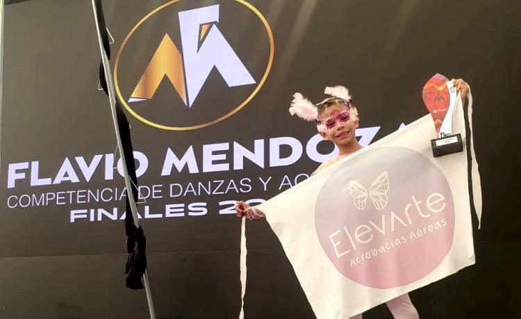 Chepes: Milena De Brandi logró el segundo puesto en la final internacional "Acrobacia en Tela y Lira"