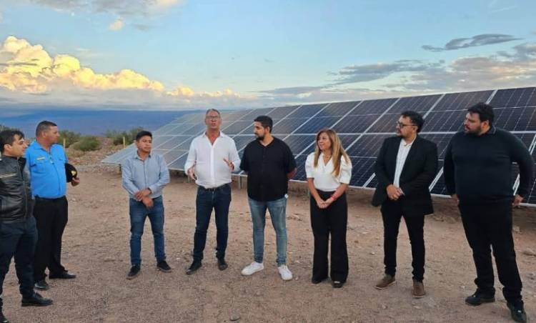 El parque solar de Pituil cubriría el 20 por ciento del alumbrado de Famatina