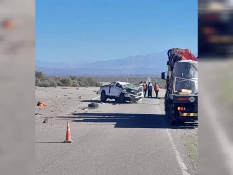 Grave accidente en Ruta 40: una camioneta proveniente de Guandacol volcó cerca de la mina Gualcamayo