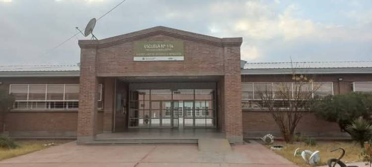 Chepes: Preocupación en escuela primaria por un menor que intentó agredir a un compañero con una tijera