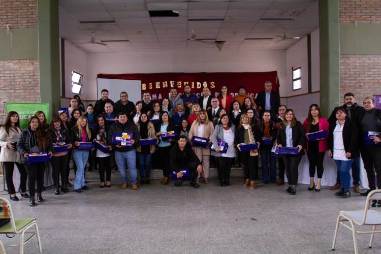 Lanzan el Programa de Robótica y Arte, con entregan insumos y equipamiento a escuelas