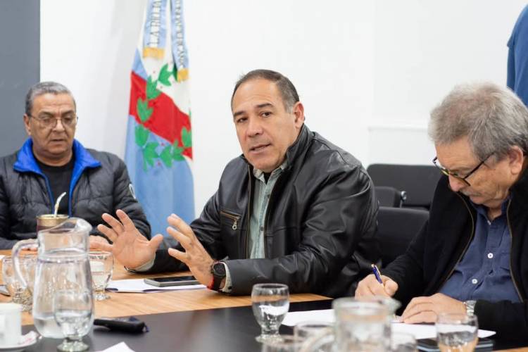 el Diputado Cristian Perez participó de una reunión legislativa clave