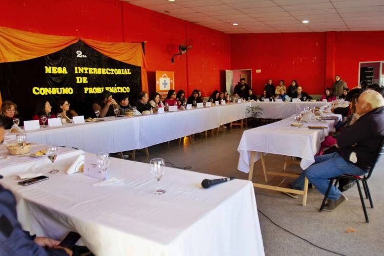 Chepes: Segunda mesa intersectorial sobre consumo problemático