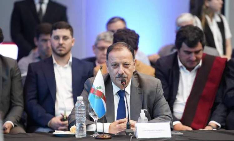 Quintela participa de un encuentro con gobernadores y reclamará nuevamente los fondos adeudados por Nación