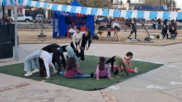 Chepes: 1° Encuentro de Danza y Amistad 2025, reúne a cientos de espectadores
