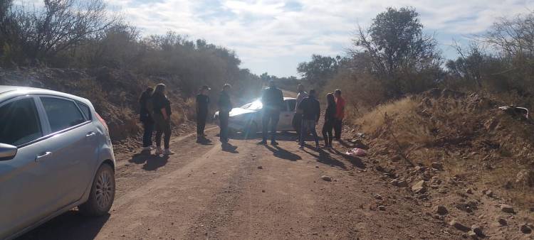 Increible vuelco en la Ruta 28: tres ocupantes resultaron ilesas