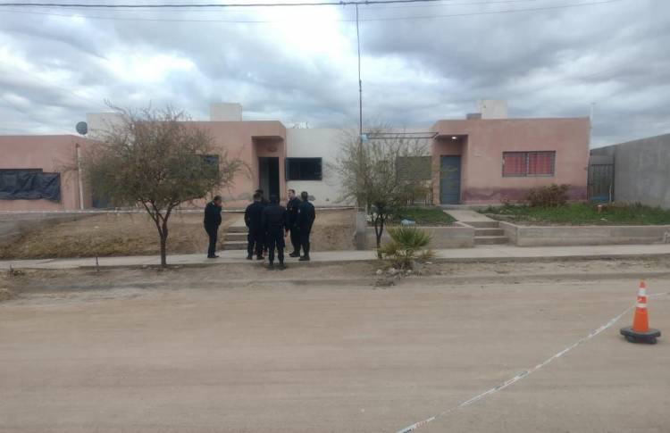 El hombre internado en Chepes y sospechoso del femicidio es hermano del autor de un crimen que conmocionó la provincia hace 10 años