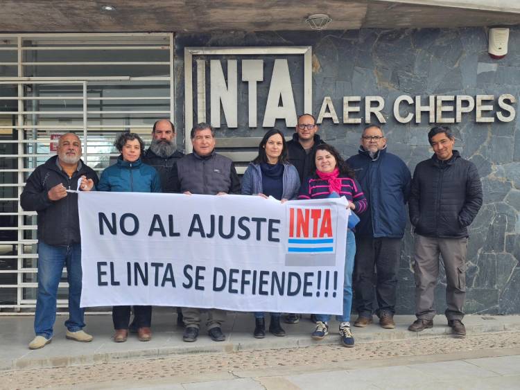 Reafirman compromisos en defensa de la agricultura familiar y el rol del INTA
