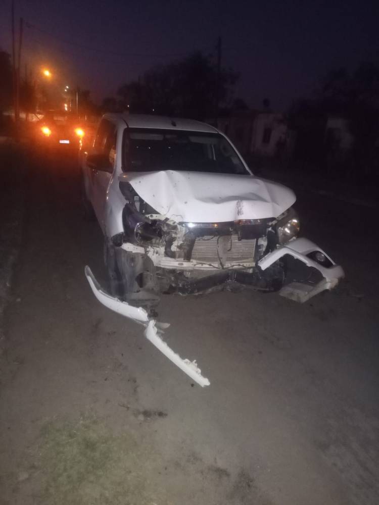 Milagro: camioneta impactó contra un comercio