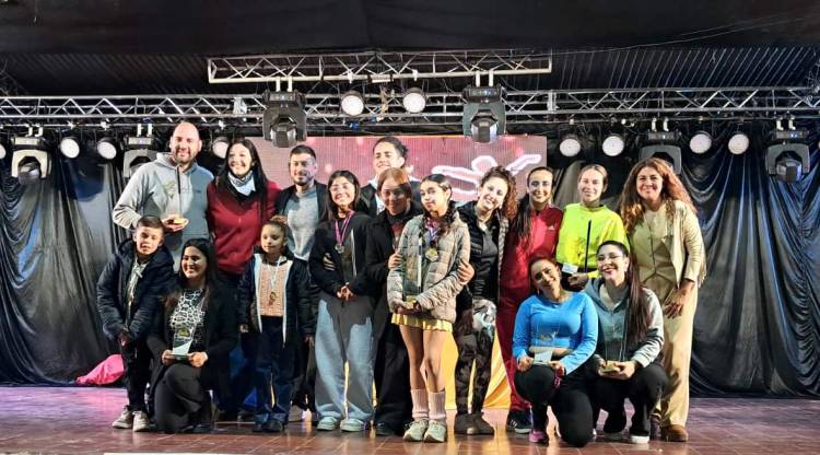 Chepes: Alumna de la Academia de Baile Aamaal Dance brilló en el certamen de Chamical