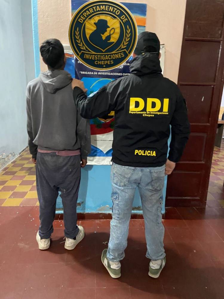 Trasladaron a un detenido desde Chepes a la Alcaldía de Capital