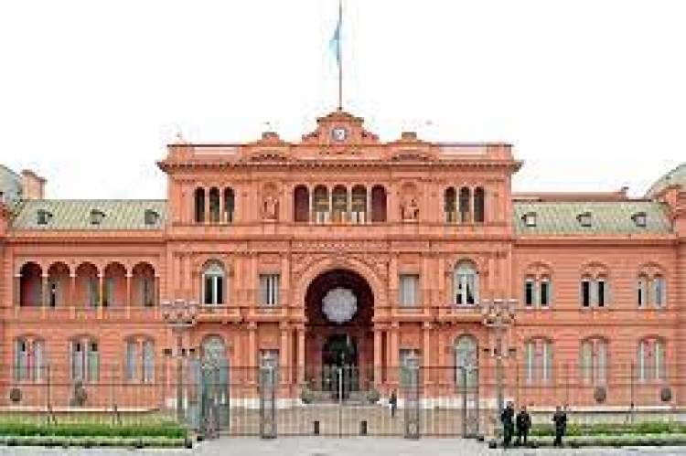 En agosto el Sector Público Nacional registró superávit financiero