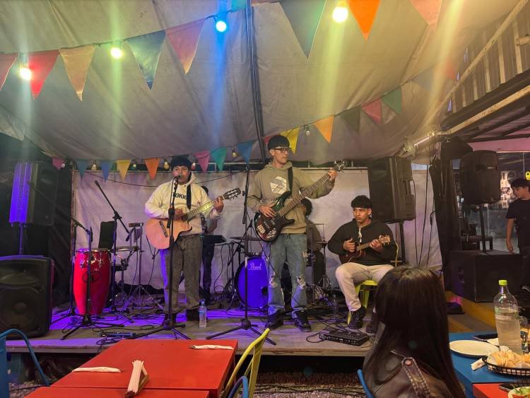 Chepes vibró con la banda del Colegio Provincial en el Patio Cervecero