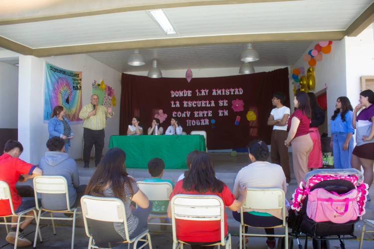 Acompañamiento a estudiantes y profesores en el mes del estudiante y el profesor