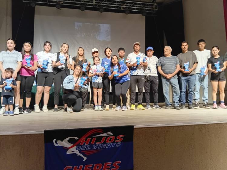 Chepes celebró los 25 años de “Hijos del Viento” con una gran jornada atlética