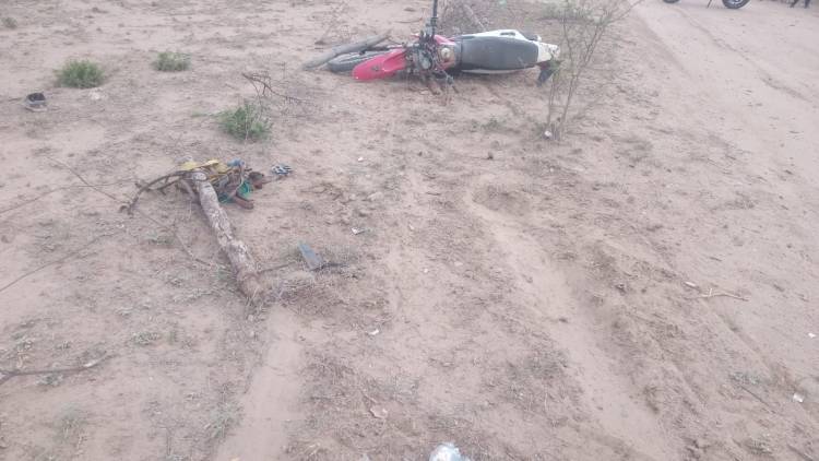 Chepes: un adolescente resultó herido en un choque entre un auto y una motocicleta en barrio Santa Lucía