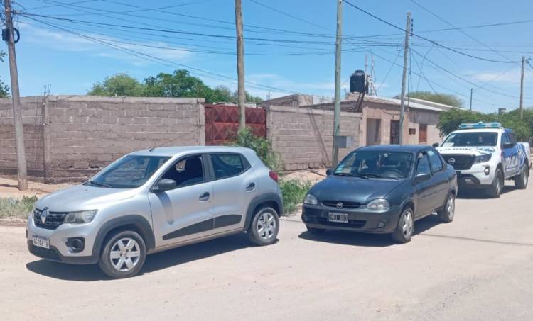 Chepes: colisión de vehículos deja solo daños materiales