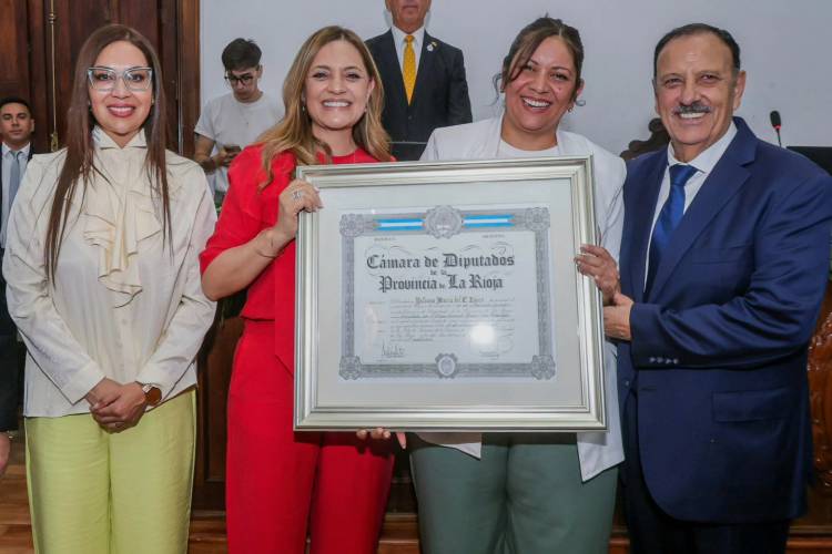 Diputada Juliana López asumió su banca y destaca el compromiso con el interior y la salud del departamento