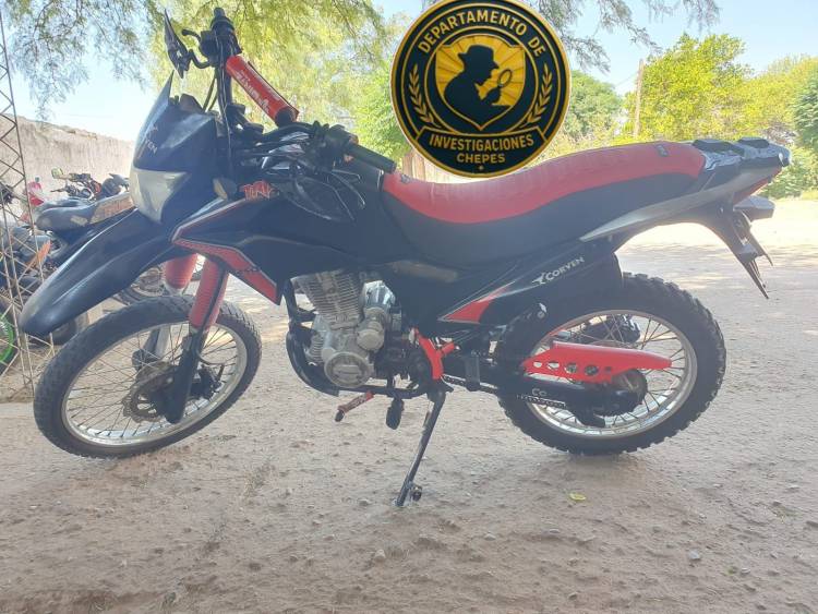 Motocicleta secuestrada tras investigación policial en Chepes y Ulapes