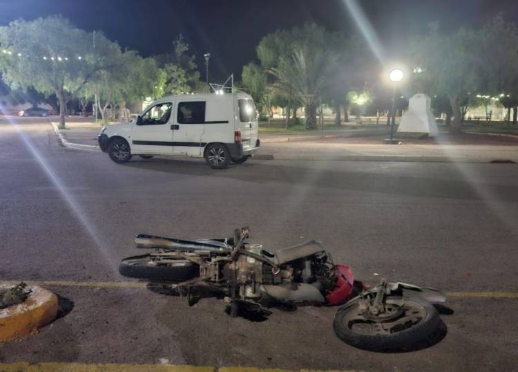 Portezuelo: choque deja deja tres heridos, uno de ellos menor derivado a la capital