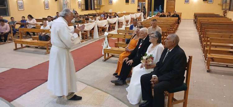 El amor venció al tiempo: Cando y Ofa se casaron después de 53 años de espera