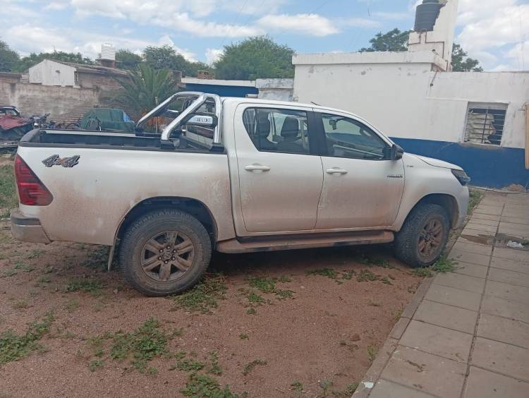 Milagro: secuestraron una camioneta con pedido de captura nacional por una causa judicial