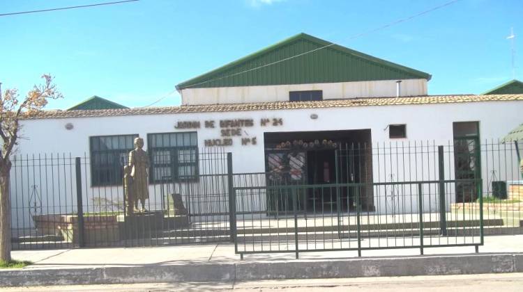 El Jardín de Infantes N° 24 celebró su 36° aniversario con una amplia convocatoria comunitaria