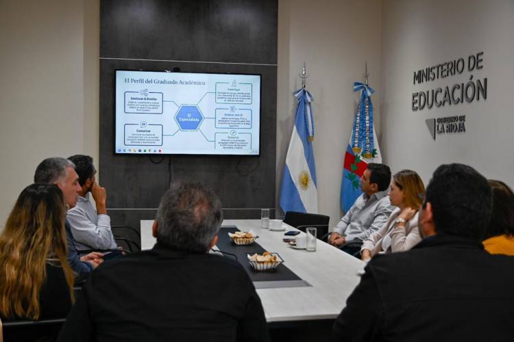 Impulsan una especialización en Ciencias Naturales para docentes de los Llanos