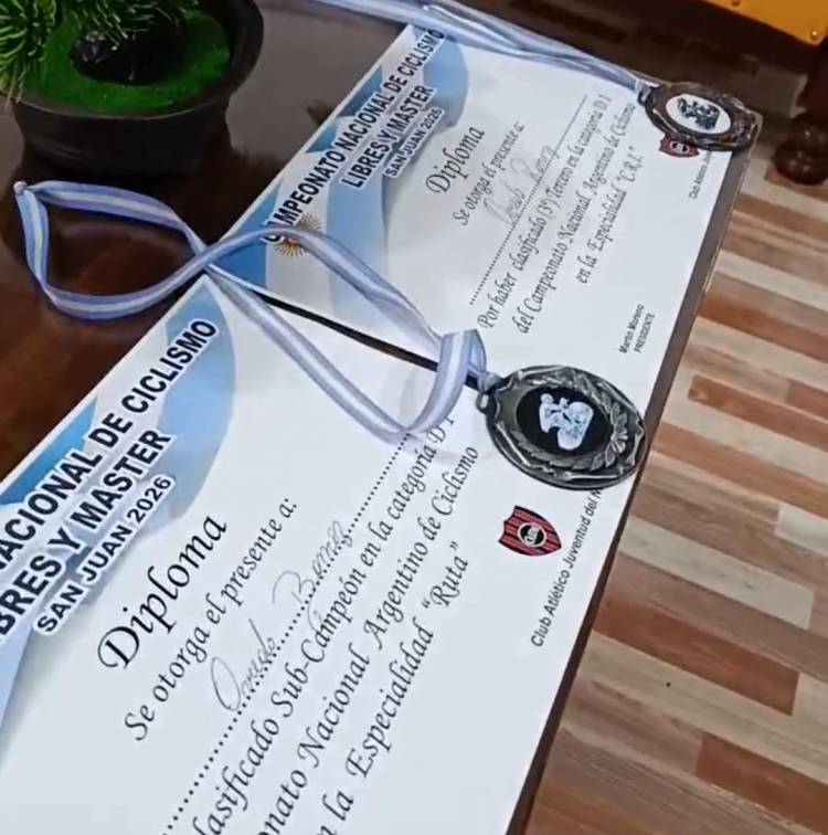 Ramón Oviedo al podio nacional: doble medalla y una historia de esfuerzo