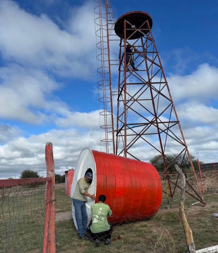 Repararon el tanque elevado en La Represita y mejoran el acceso al agua para las familias