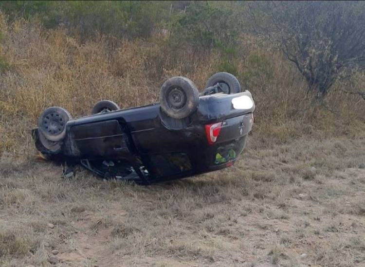 Milagro en Ruta 75: una familia salió ilesa tras el vuelco de un automóvil