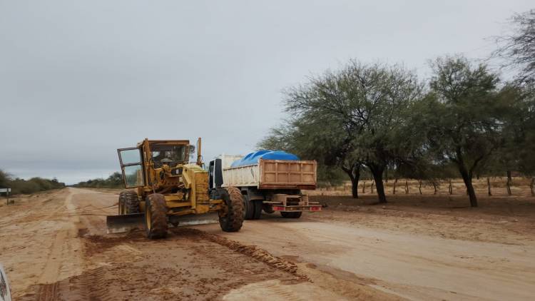 Vialidad Provincial fortalece el mantenimiento de la red vial en distintos departamentos