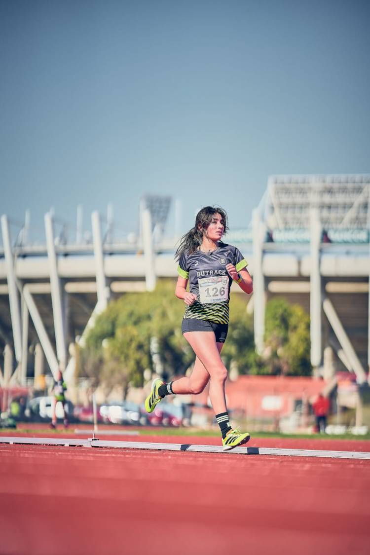 Candela Peredo, una joven promesa que ya empieza a hacer historia en las pistas
